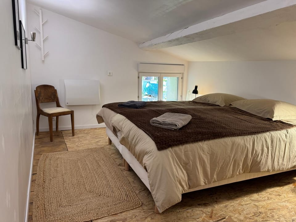 Bathroom, Kitchen or kitchenette, Living room, Bedroom, Garden view, Swimming pool
