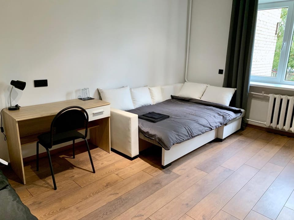 Bed, Living room, Photo of the whole room, Bedroom