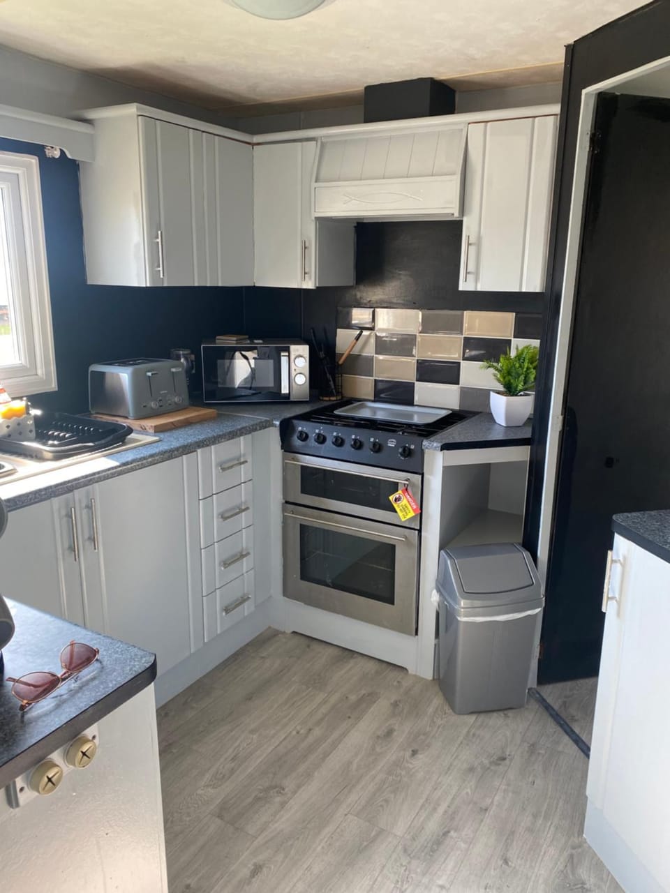 Lisa caravan hire Campground/ 
RV Resort in Chapel Saint Leonards