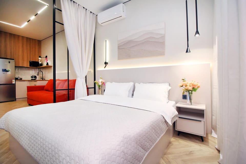 Bed, Bedroom