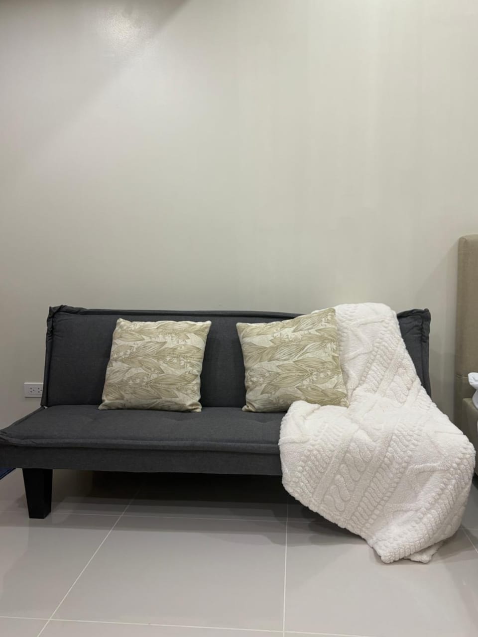Chic Condo with Gym and Pool Access Apartment hotel in Lapu-Lapu City