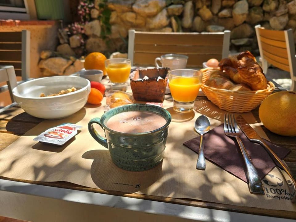 Hôtel Le Colbert Hotel in Avignon