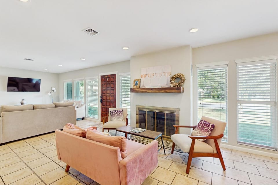 Wine Country Retreat w/ Yard: 1 Mi to Main Street House in Fredericksburg