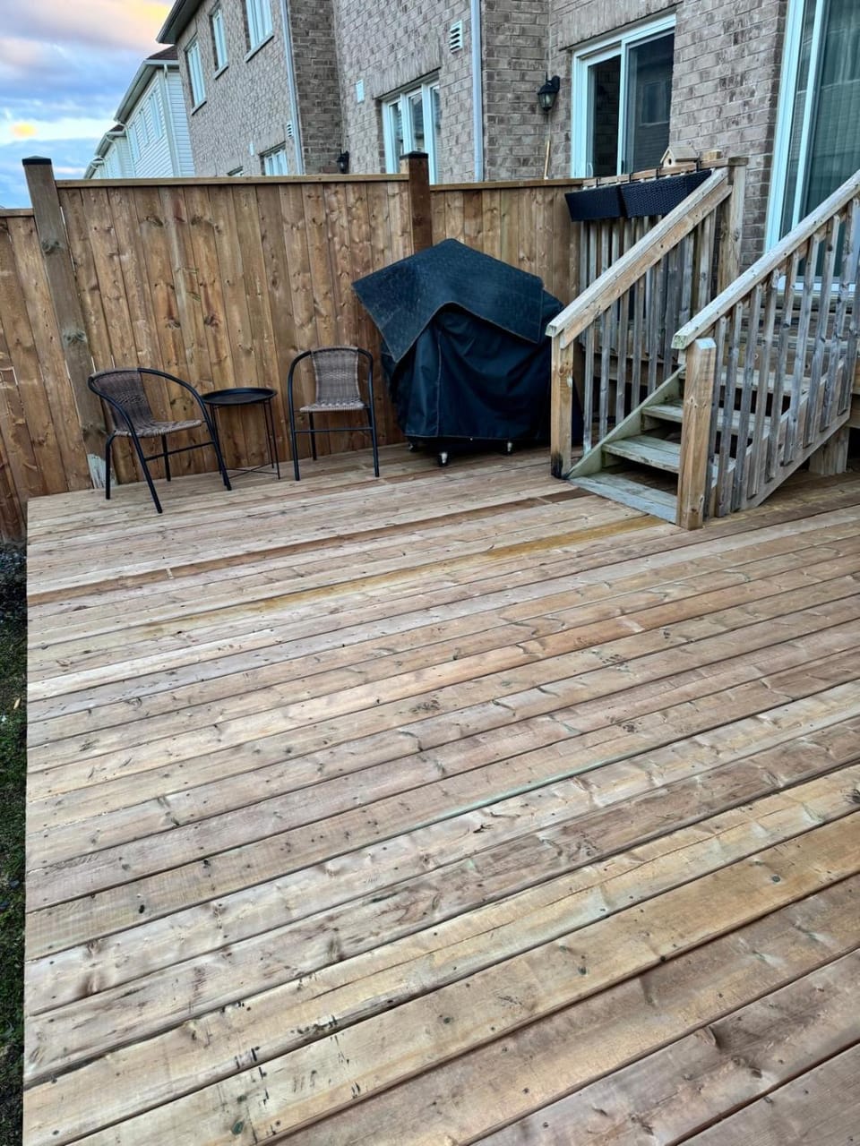 Stunning Three Bedroom Townhouse Niagara Falls Apartment in Niagara Falls