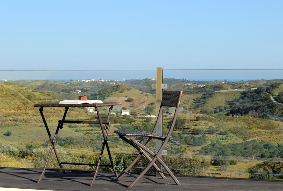 Pool view, Sea view