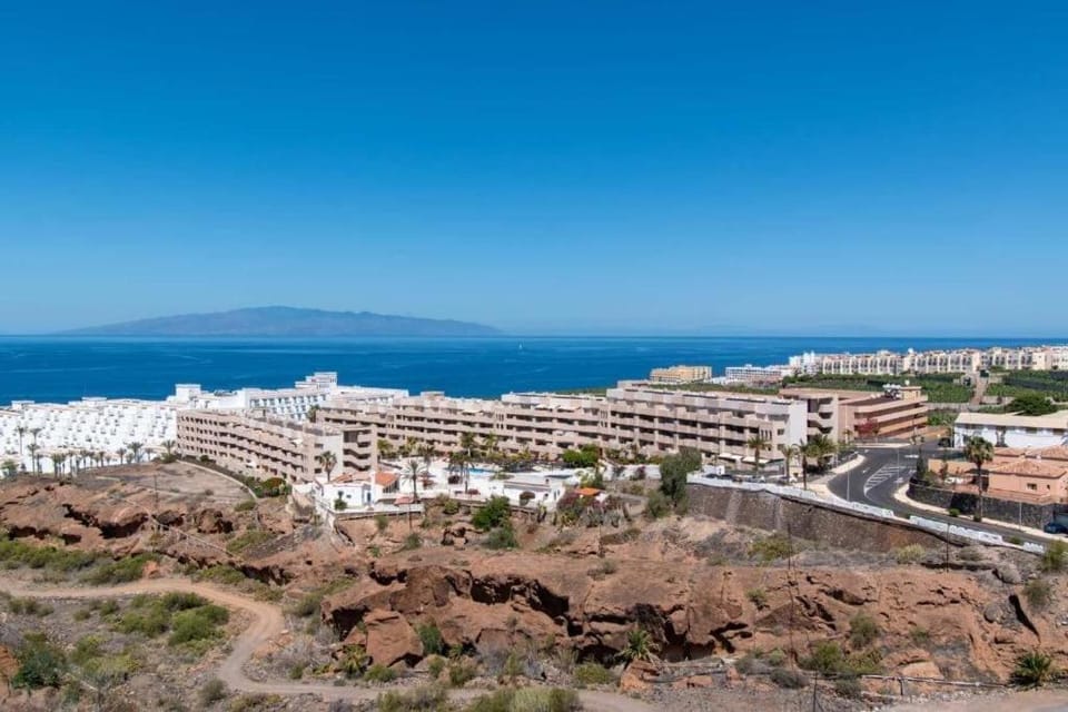Property building, Day, Natural landscape, City view, Sea view