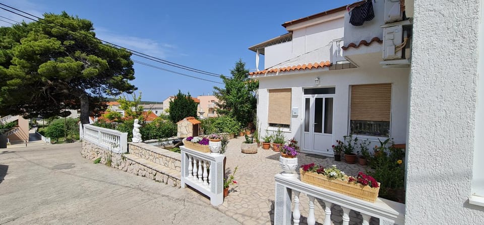 Property building, Patio