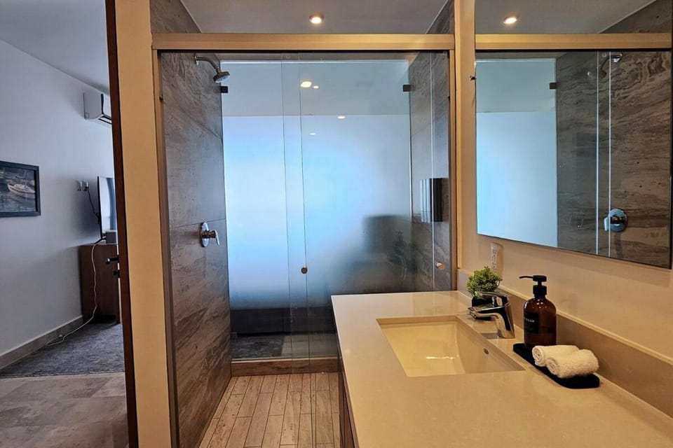 Moikkarentals | Beachfront Luxury 3BR Harbor171 Apartment in Puerto Vallarta