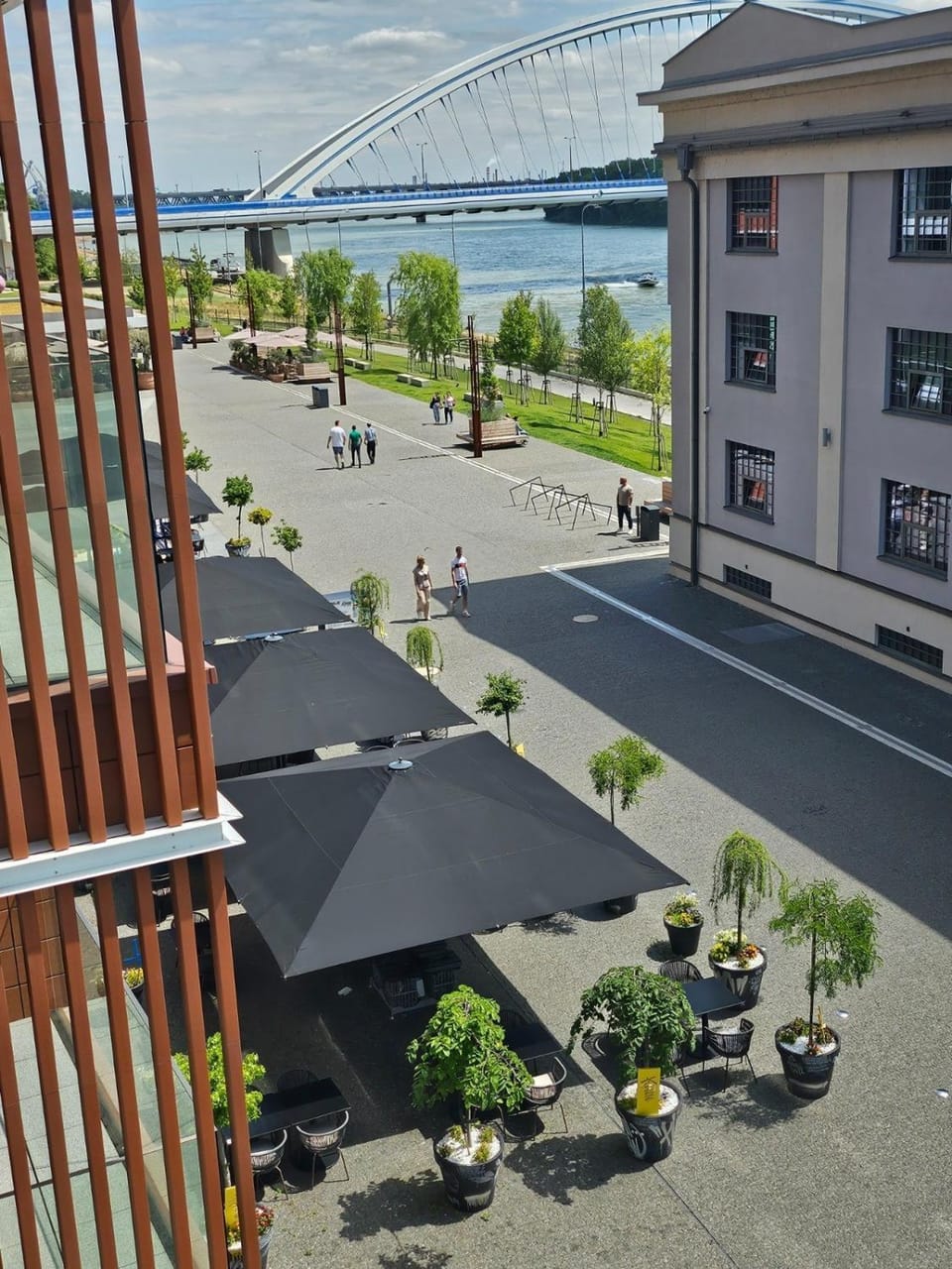 Eurovea Riverside with parking - prime location Apartment in Bratislava