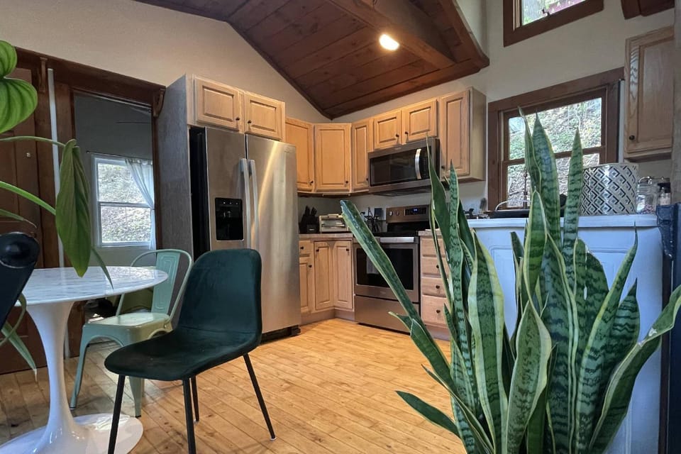Lake Zoar Cabin Cabin in Connecticut