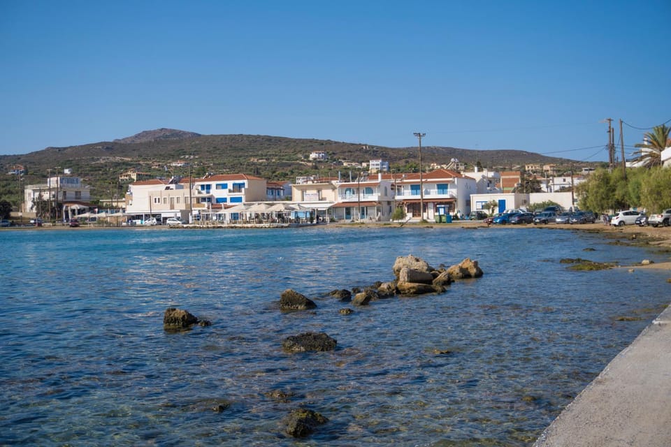 Studios Maniati Bed and Breakfast in Islands