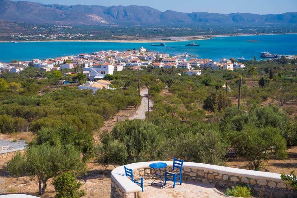 Studios Maniati Bed and Breakfast in Islands