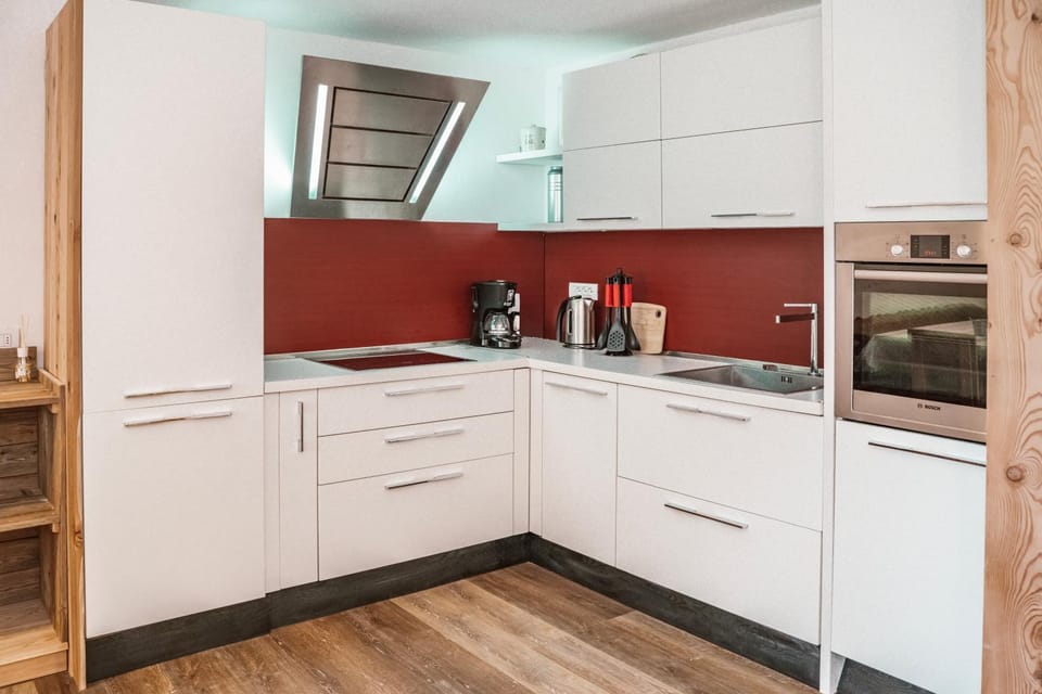 Kitchen or kitchenette, pet friendly
