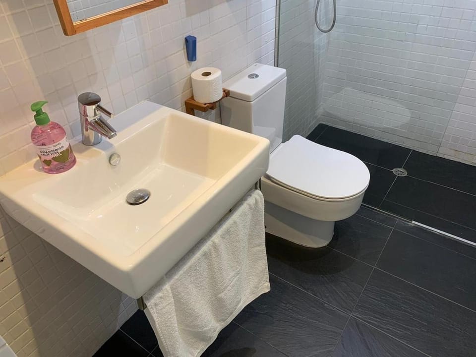 Precioso apartamento en primera linea de mar Beautiful apartment on the first line of the sea Apartment in Maresme
