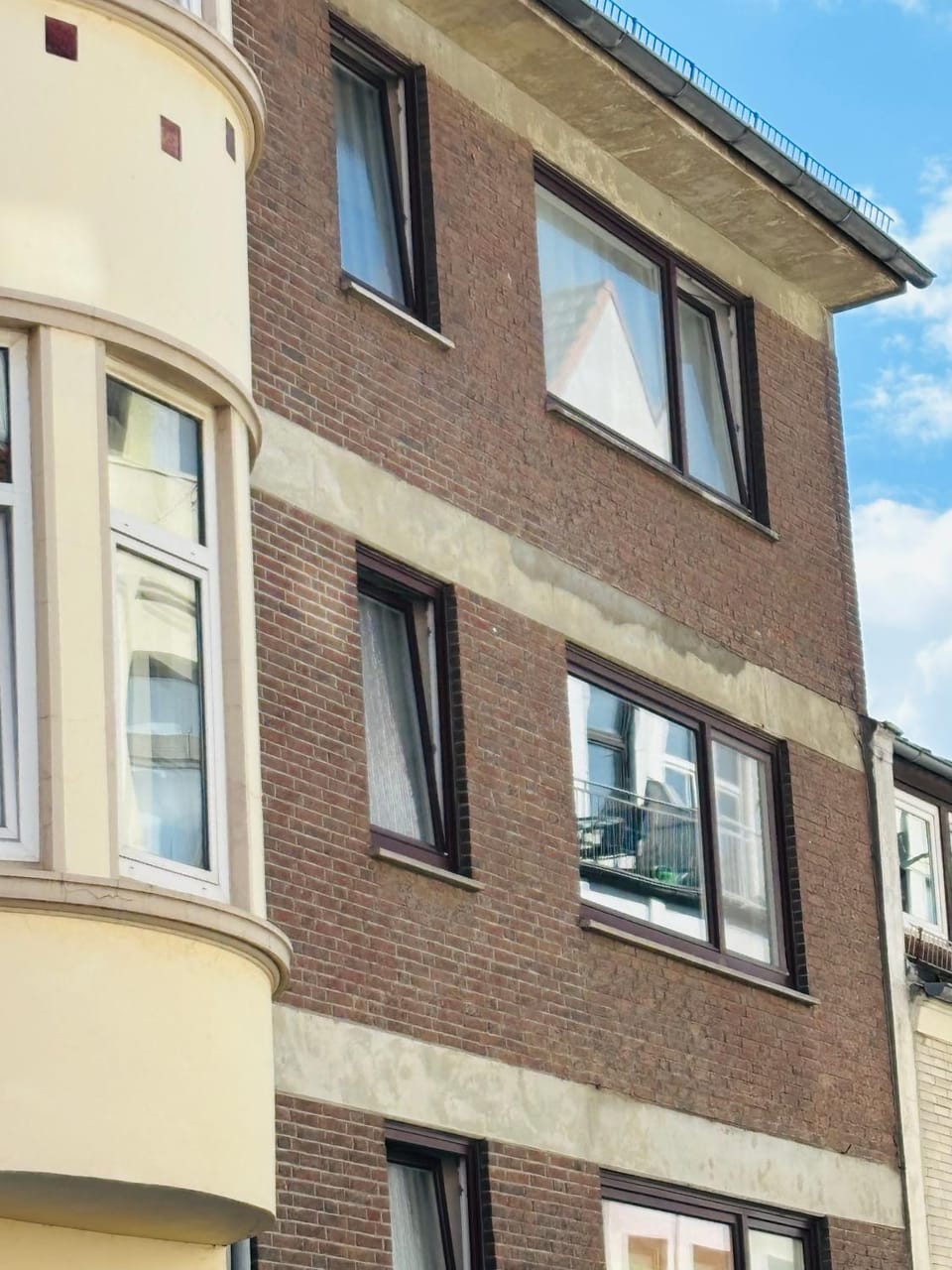 Property building, Day