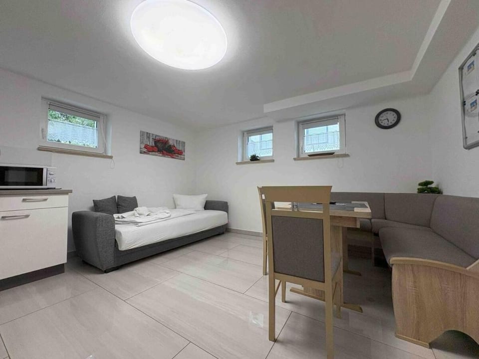 STB115 praktische Monteurwohnung Apartment in Bavaria
