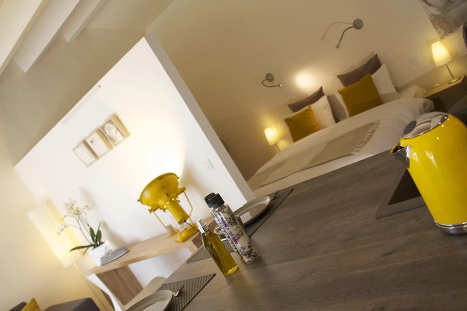 Living room, Photo of the whole room, Bedroom