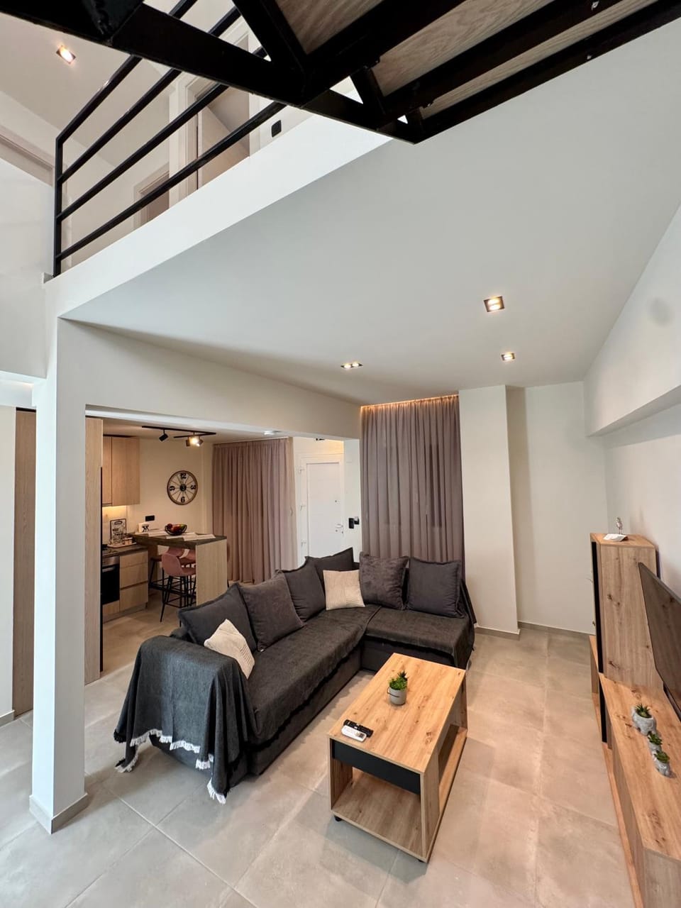 Living room, Seating area