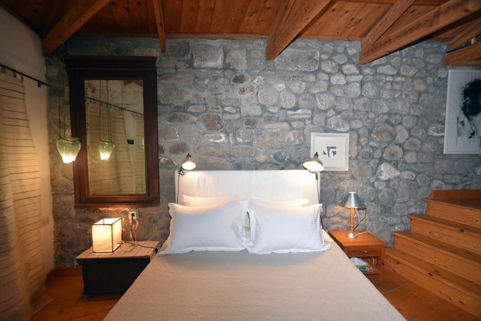 Salkimi Apartment in Decentralized Administration of the Aegean