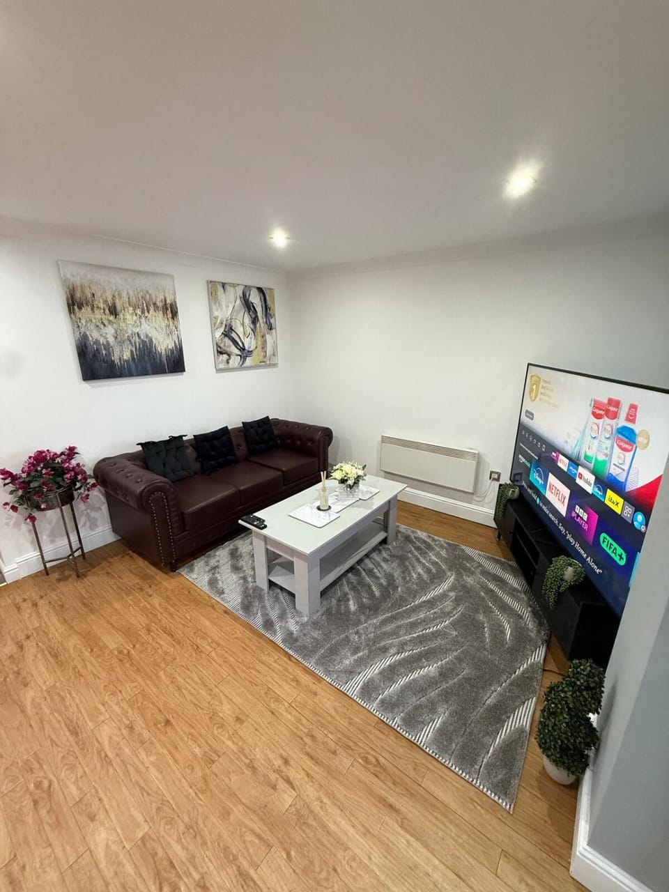 TV and multimedia, Living room, Seating area