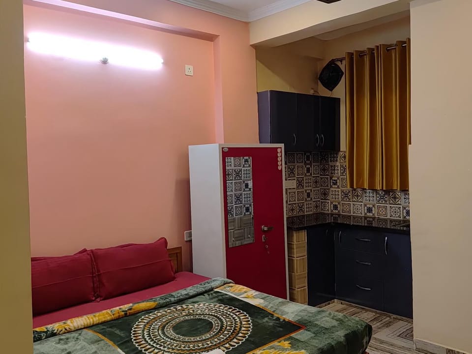 Debanjali home stay Vacation rental in Rishikesh