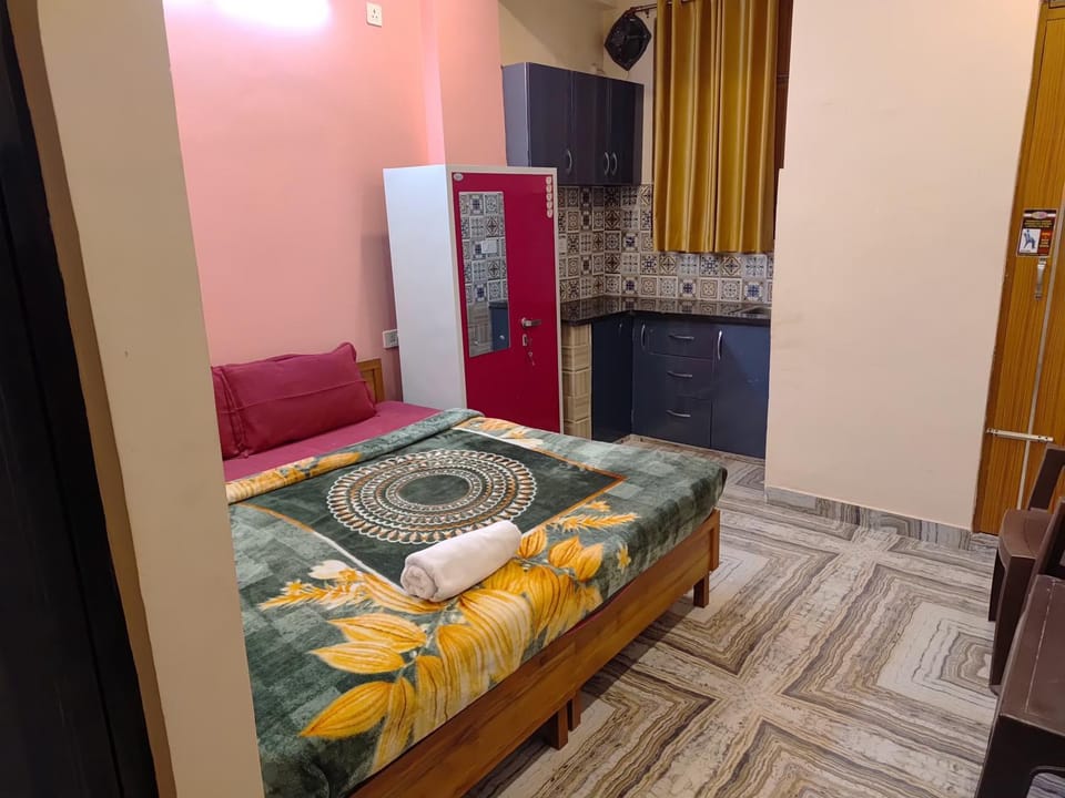Debanjali home stay Vacation rental in Rishikesh
