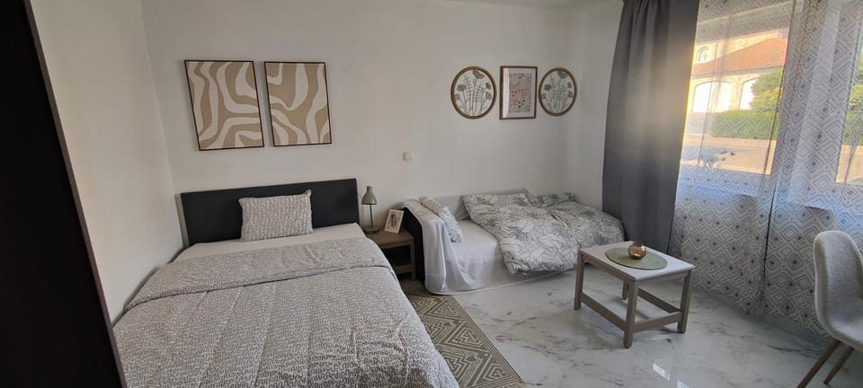 Studio spacieux ,chaleureux et cosy Apartment in Flanders