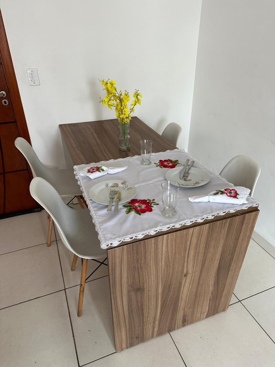 Aconchego e localização imbatível junto ao mar Apartment in State of São Paulo