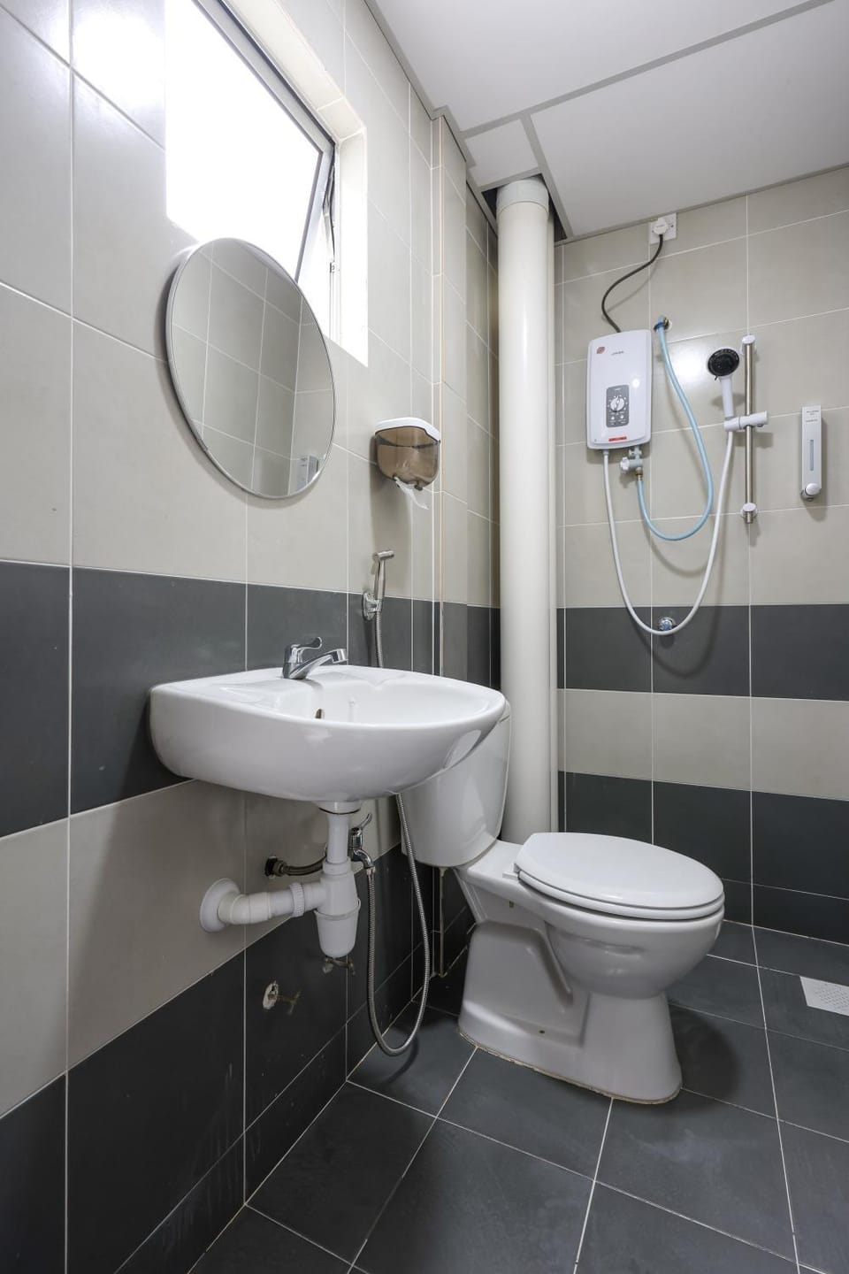 Shower, Toilet, Bathroom