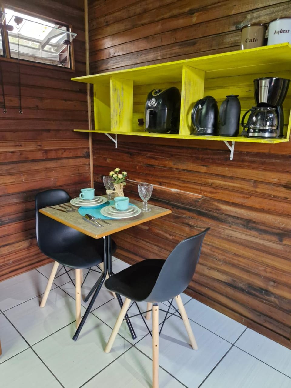 Apartamento 3,3km oktoberfest até 2 pessoas com opção de café da manhã Apartment in Blumenau