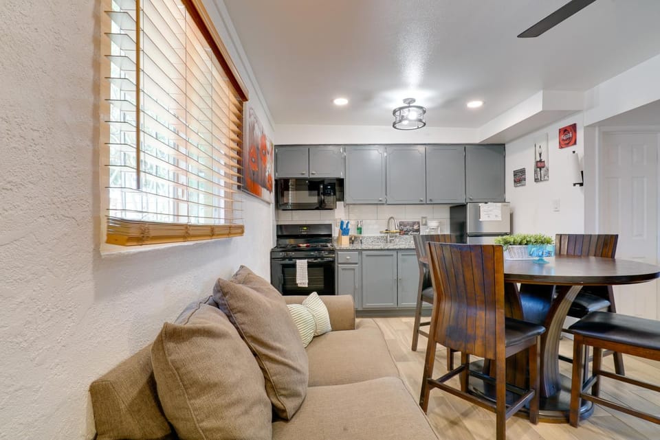 Pet-Friendly El Paso Apt by Hospital & Zoo Apartment in Ciudad Juarez
