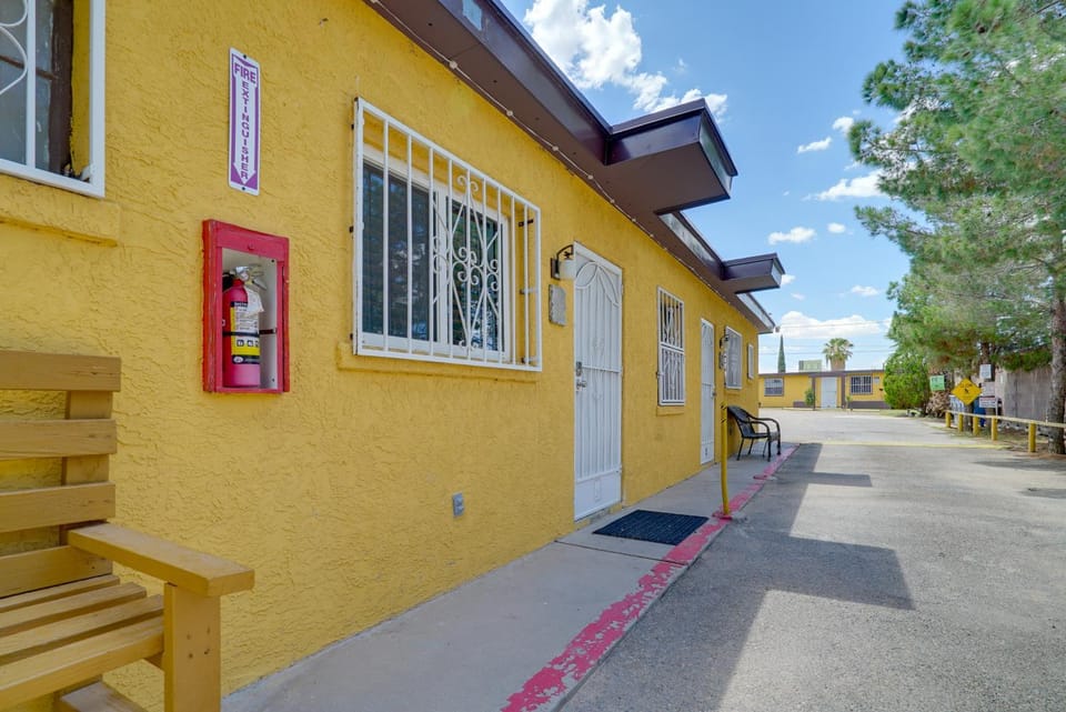 Pet-Friendly El Paso Apt by Hospital & Zoo Apartment in Ciudad Juarez