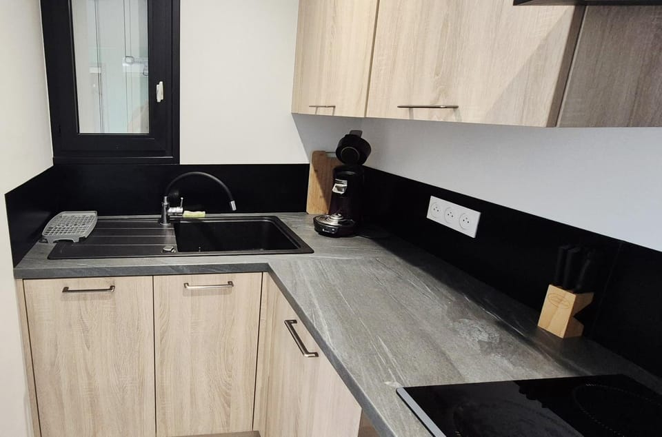 Kitchen or kitchenette, stove