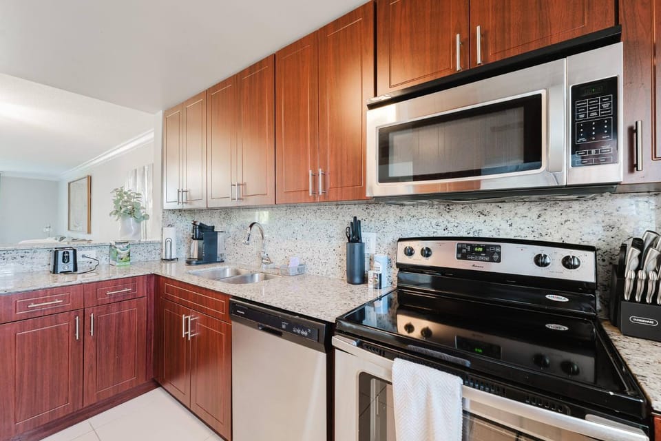 Kitchen or kitchenette, toaster
