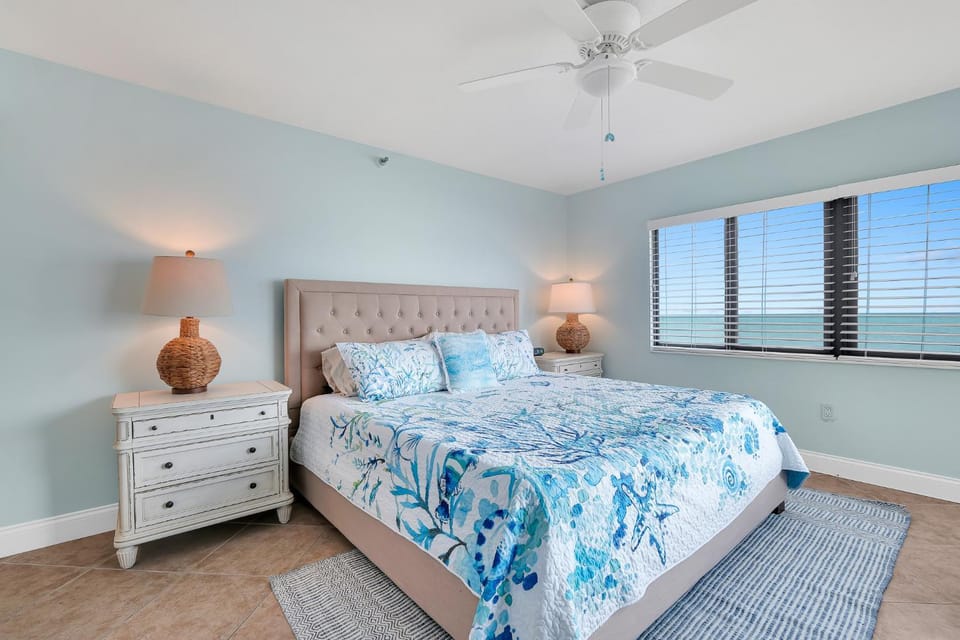 Updated direct oceanfront corner with a wrap-around balcony, heated pool and beach access House in Florida