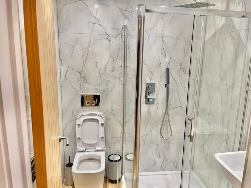 Three bedroom Apartment In Glasgow City Centre Apartment in Glasgow