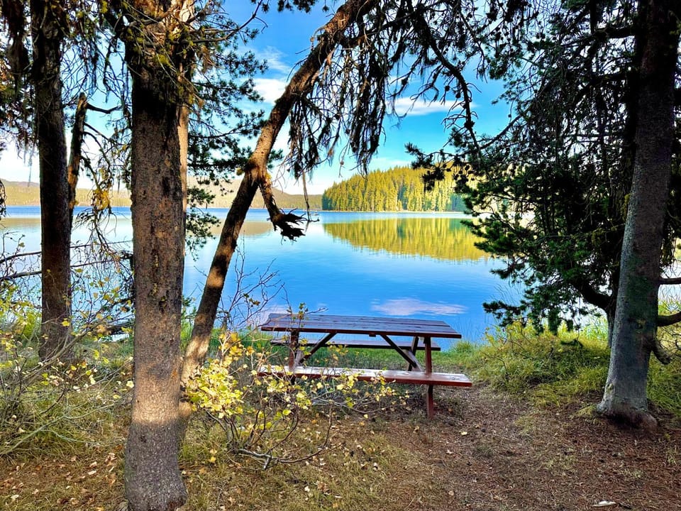 Paulina Lake Lodge and Resort Resort in Oregon