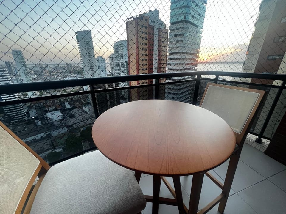 Apartamento Premium COP 30 andar Alto- Melhor localização de Belém com Vista da Baía do Guajará Apartment in Belém