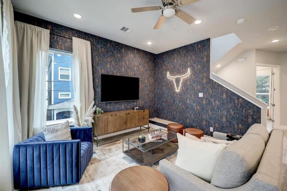 Houston Heights Luxury Home Stunning 4BR House in Houston