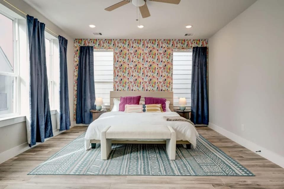 Hip Houston Heights Home 4BR Great Location House in Houston