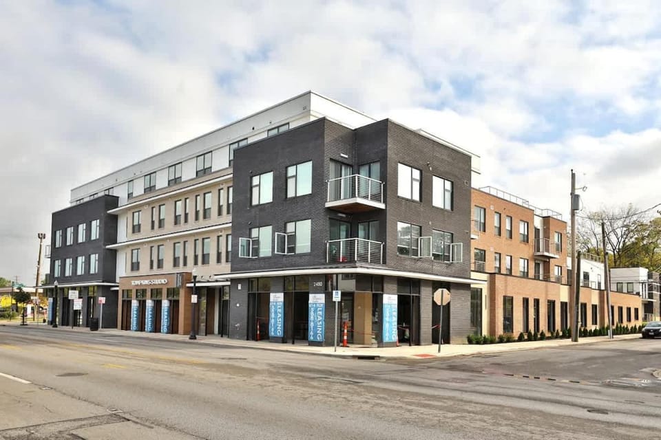Home Away from Home Near Downtown Apartment in Ohio