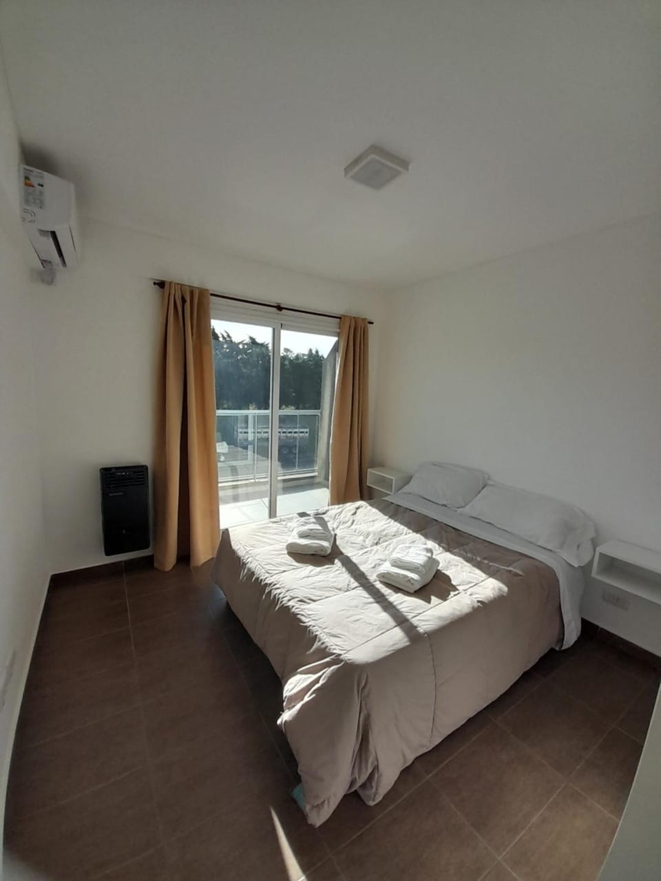 Upp Apartment in Victoria