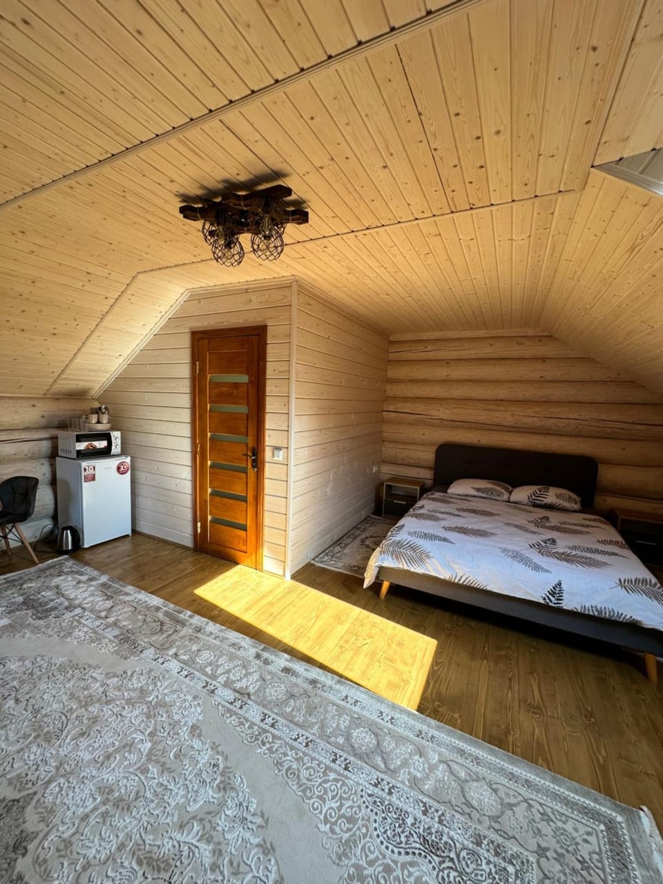 Апартаменти біля річки Apartment in Ukraine