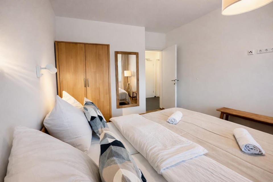 Photo of the whole room, Seating area, Bedroom