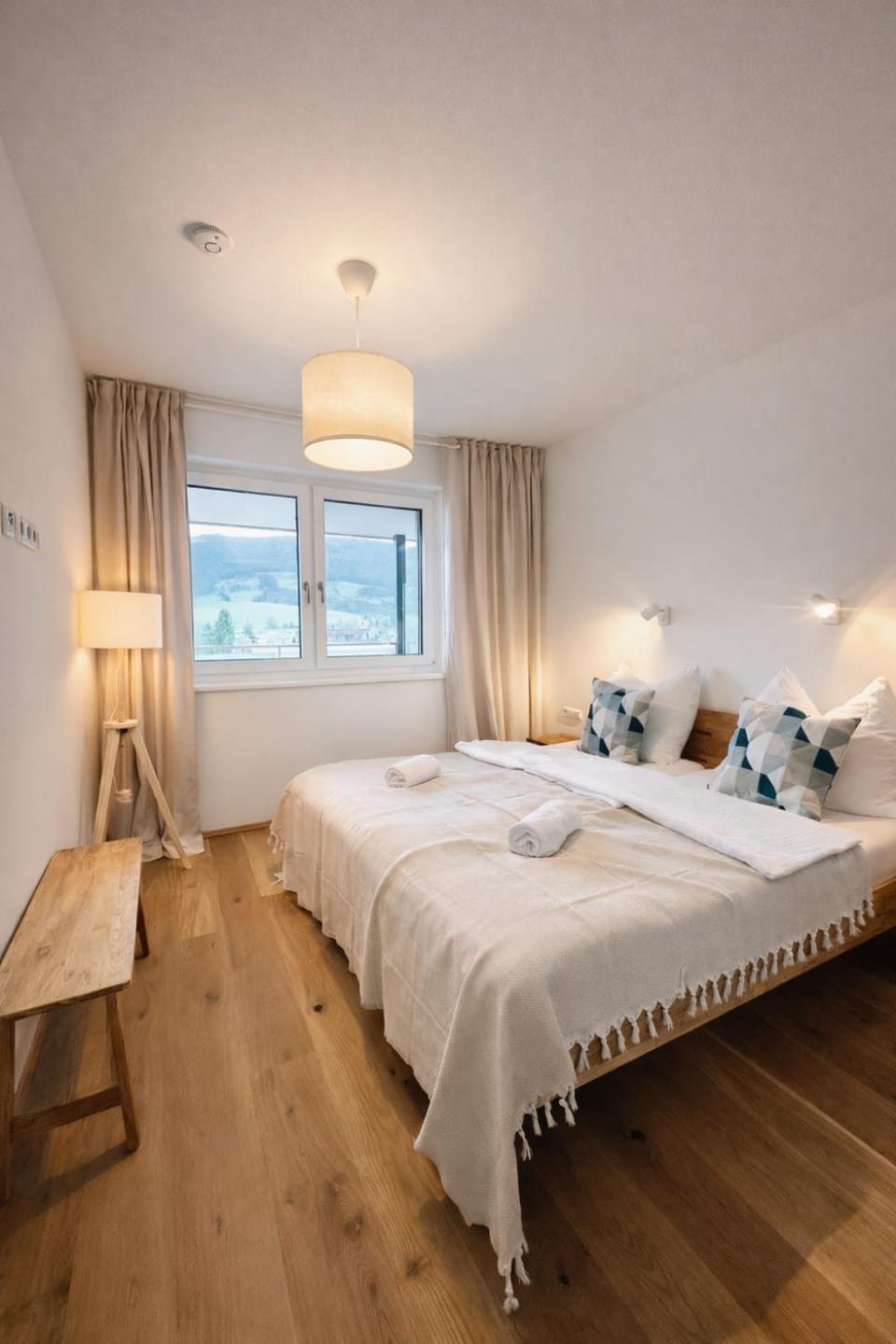 Bed, Photo of the whole room, Bedroom, towels