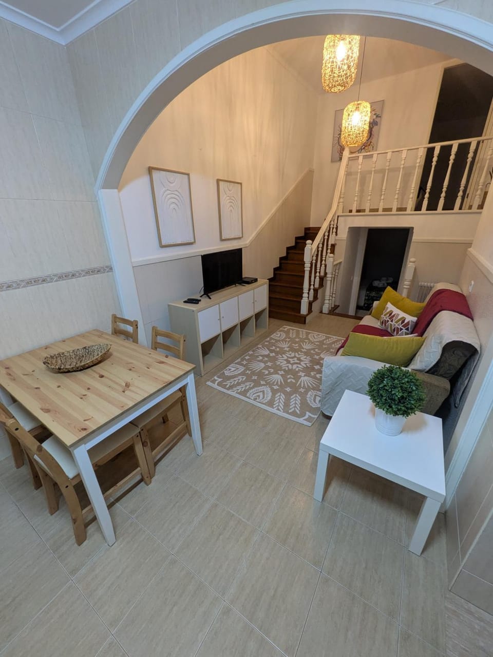 Living room, Dining area