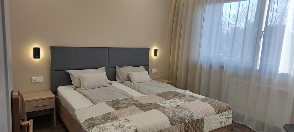 Apartamenty Gościnne CMN BERTA ROGUS Bed and Breakfast in Poznan