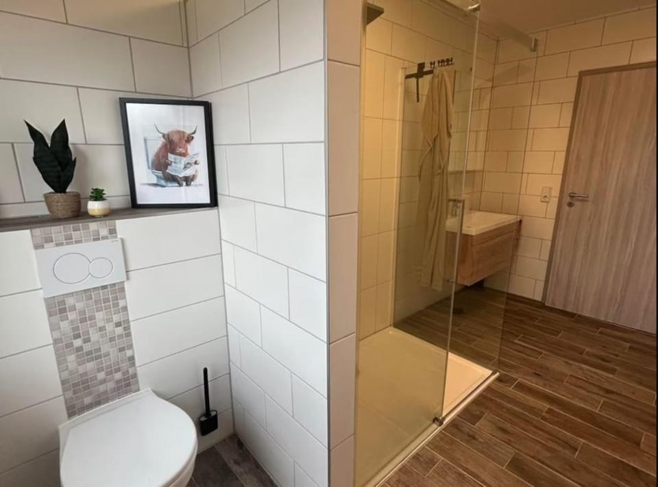 Shower, Toilet, Bathroom