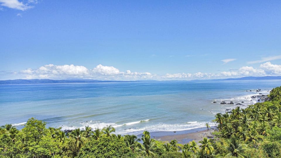 Casa Kona Kai, Private Beachfront Pavones Paradise House in Puntarenas Province