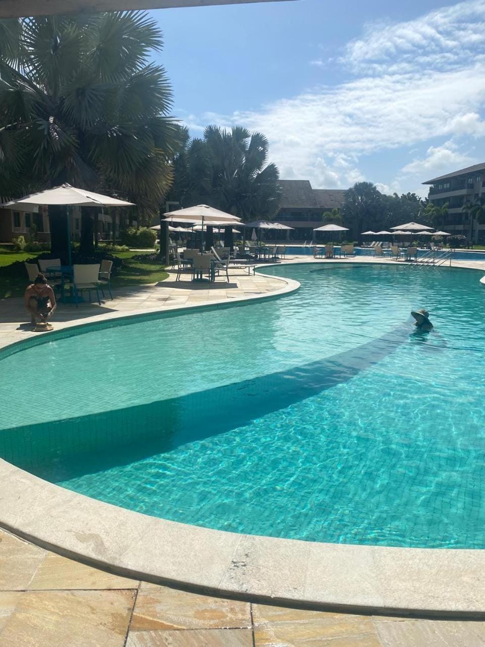 Day, Swimming pool